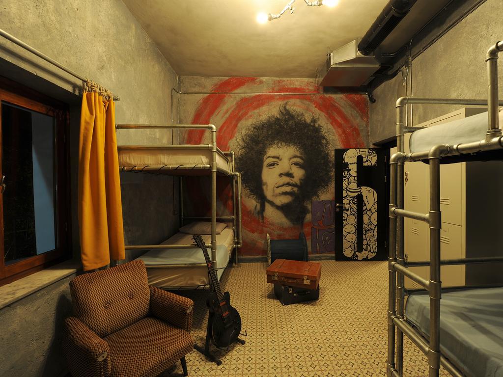 Role Street Hostel Αττάλεια Δωμάτιο φωτογραφία
