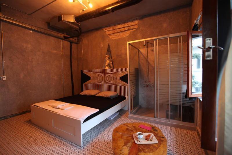 Role Street Hostel Αττάλεια Εξωτερικό φωτογραφία